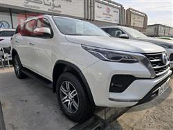 تۆیۆتا فۆرچێنەر